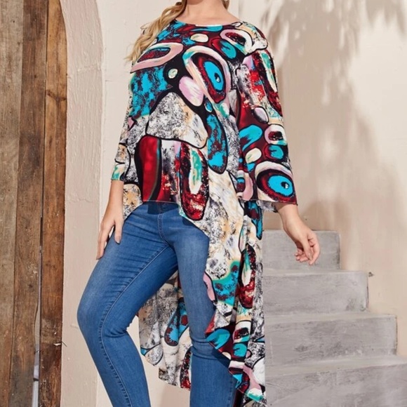 Plus Bell Sleeve High Low Hem Allover Print Top - Picture 3 of 6